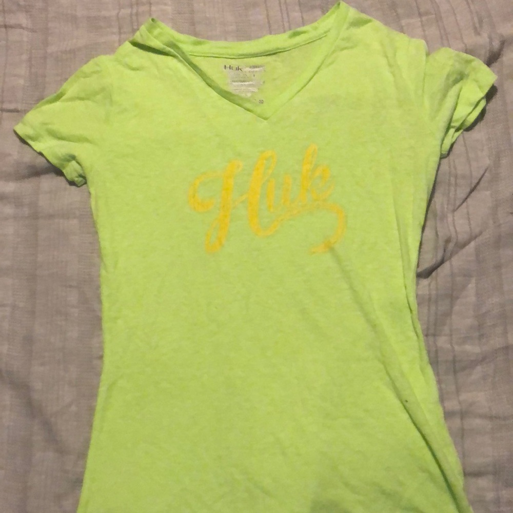 Huk girls shirt sleeve shirt large